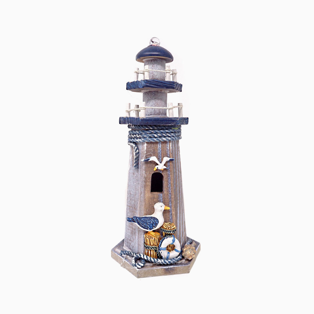 Faro in legno con luce