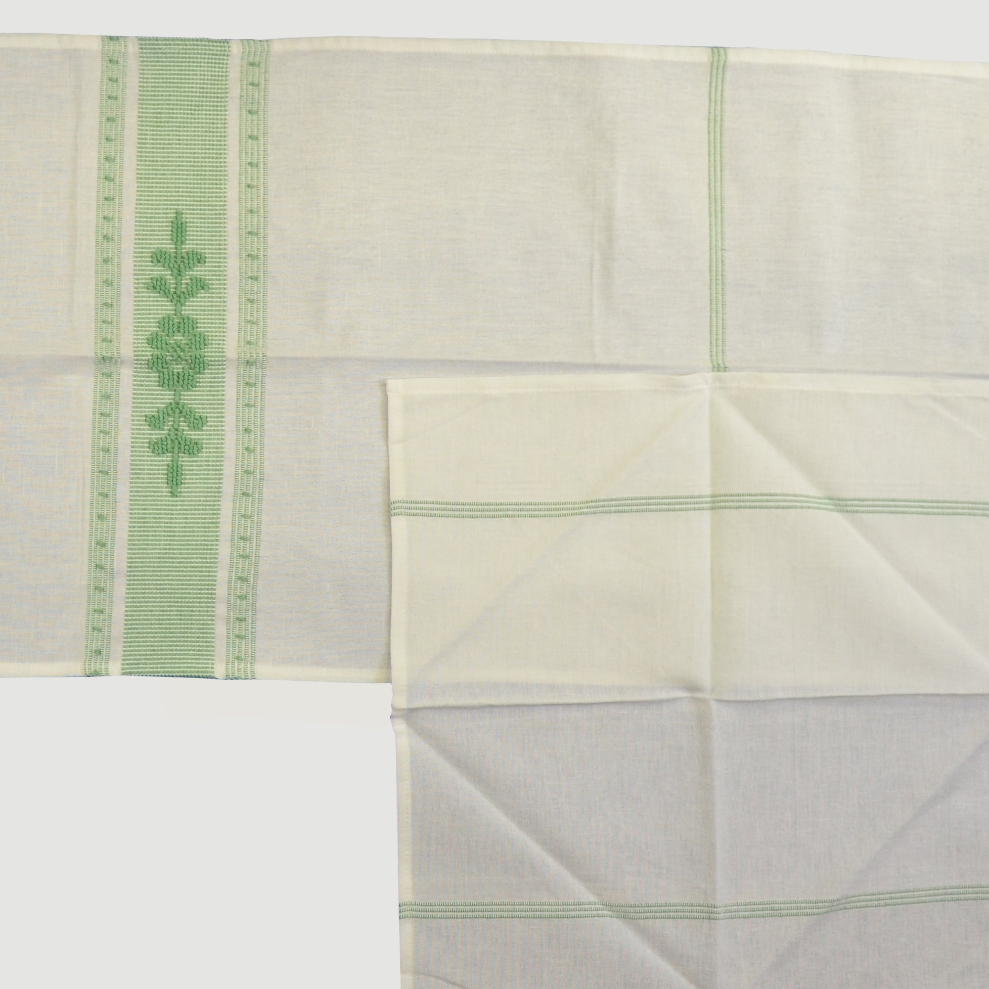 Runner Da Tavola E Tovagliette Per San Patrizio - Set Verde Trifoglio In Pizzo 33x183 Cm + 2 Da 30x45 Cm